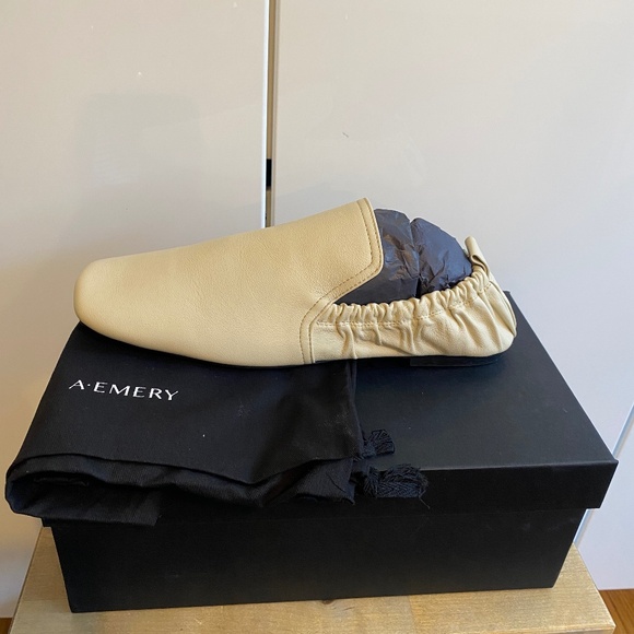 A. EMERY 'Delphine' Loafers - *Brand New* - Size 40 - Color: Eggshell - Picture 5 of 5